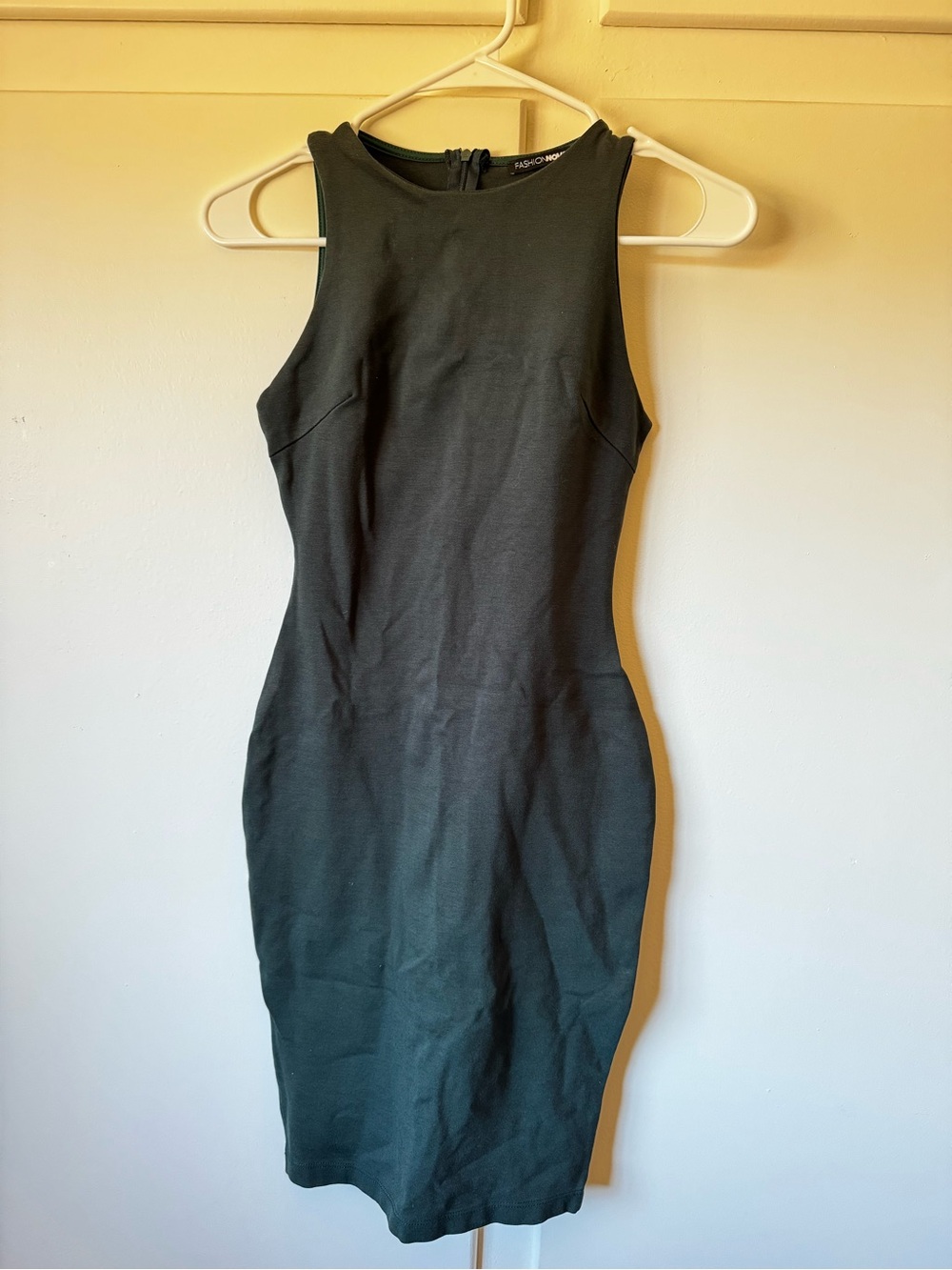 Fashion Nova Dark Green Sleeveless Midi Bodycon Dress